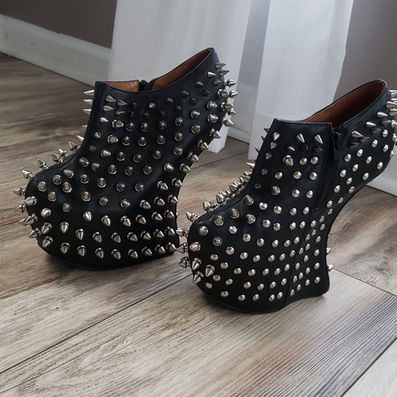 Jeffrey Campbell Shoes - Jeffrey  Campbell Shadow Stud Bootie 6